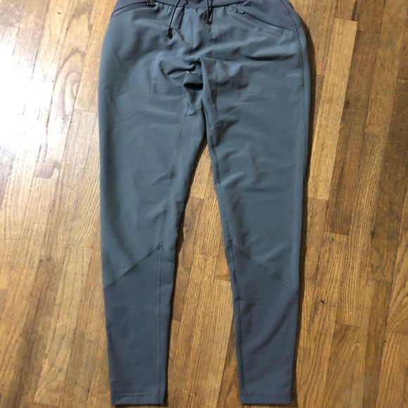 Columbia hiking pants - Picture 1 of 3